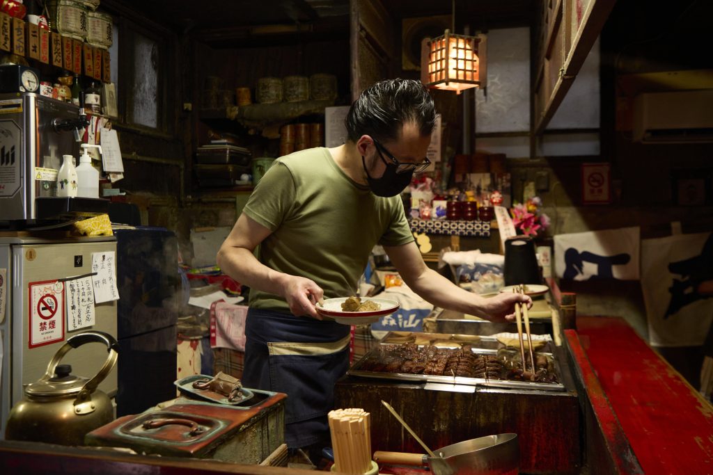 祖父、そして父の味を守り続ける長崎さん